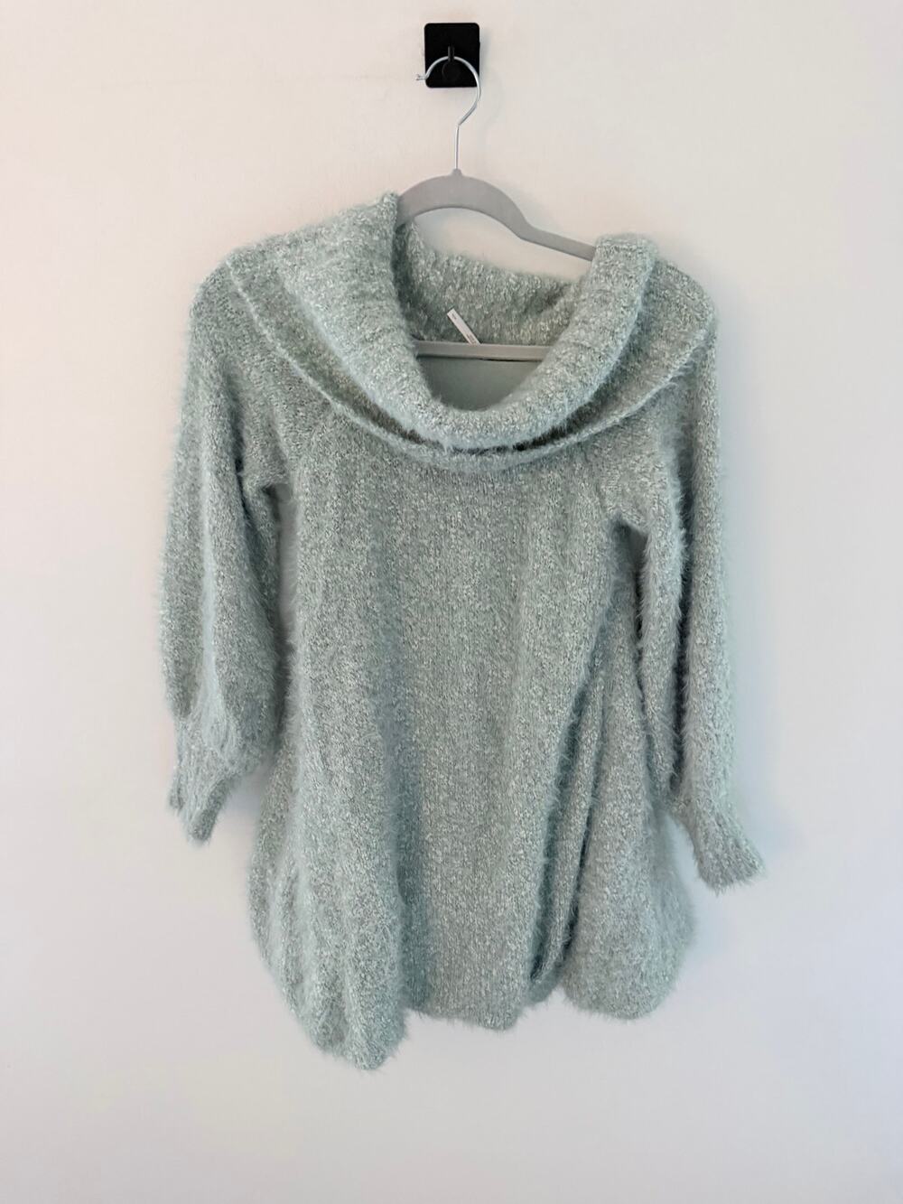 Free People BFF Cowl Neck Tunic Oversized Soft Green Cowl Bubble Sweater-Size S